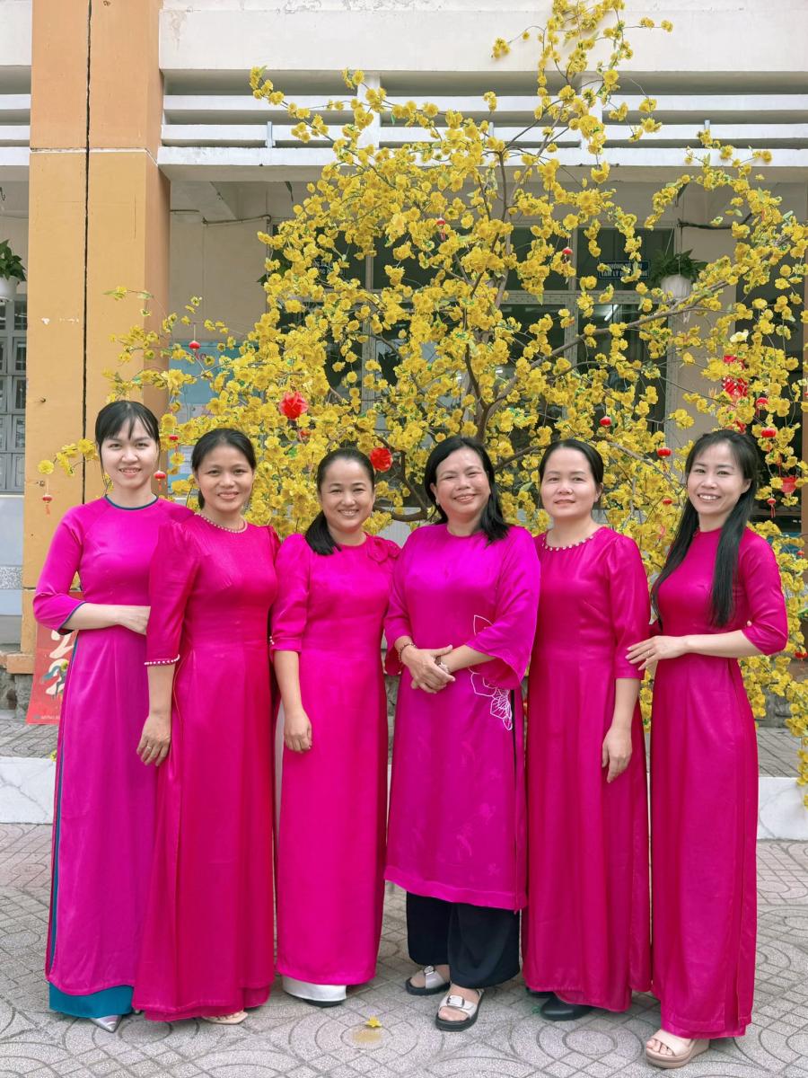 Đồng phục học sinh 4