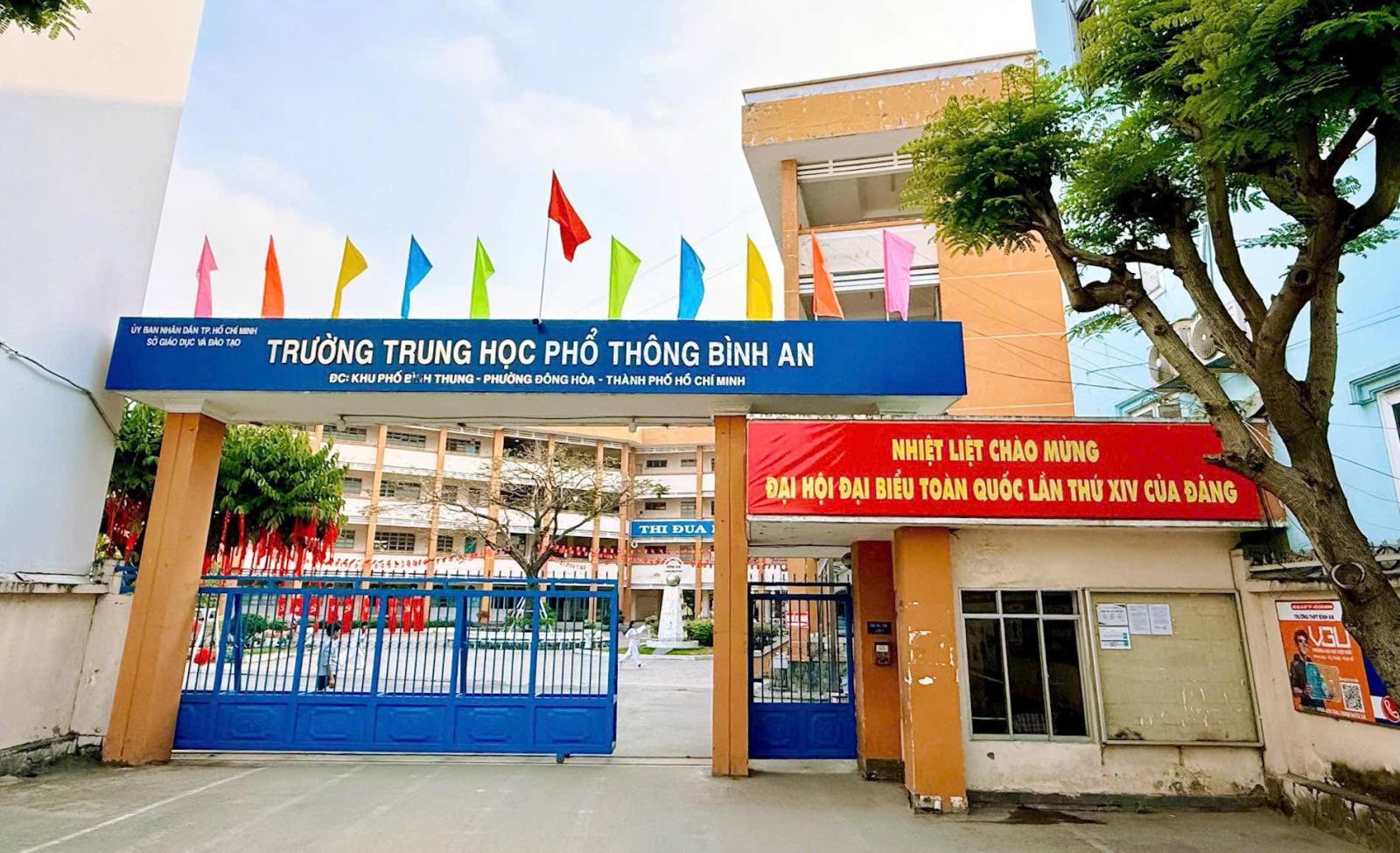 Đồng phục học sinh 7