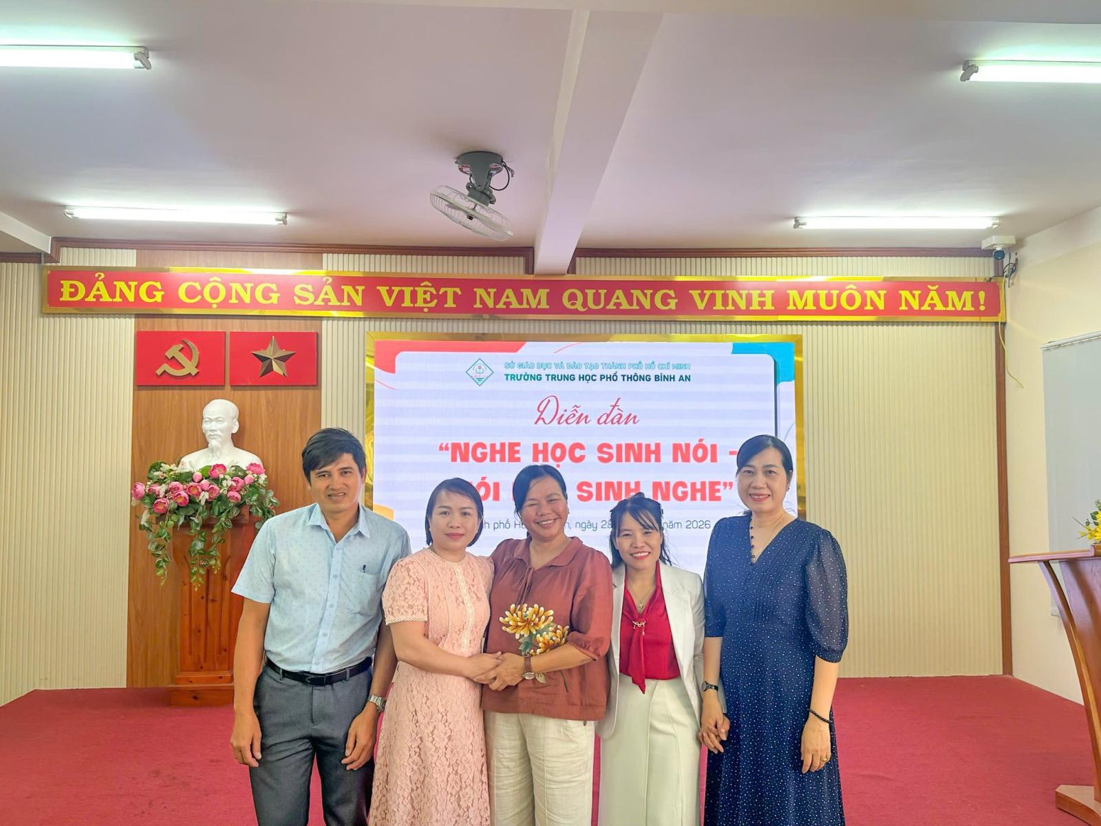 Ảnh hoạt động 17
