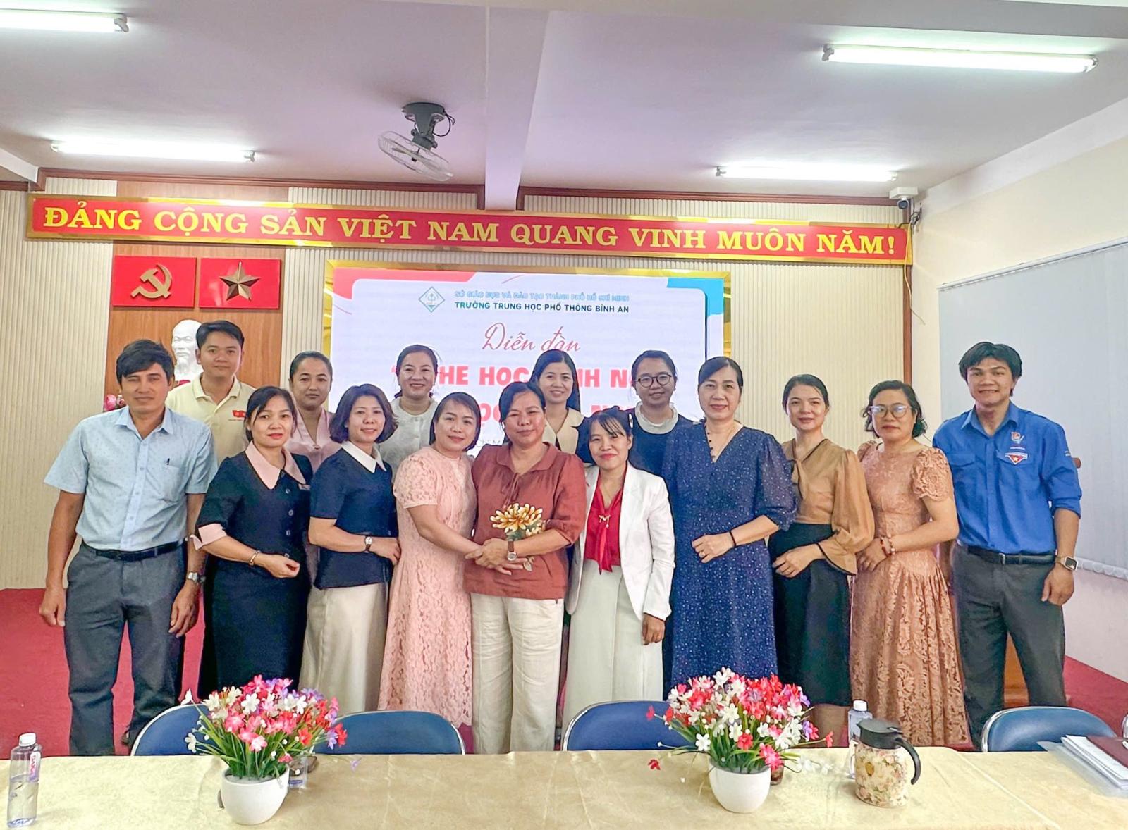 Ảnh hoạt động 18