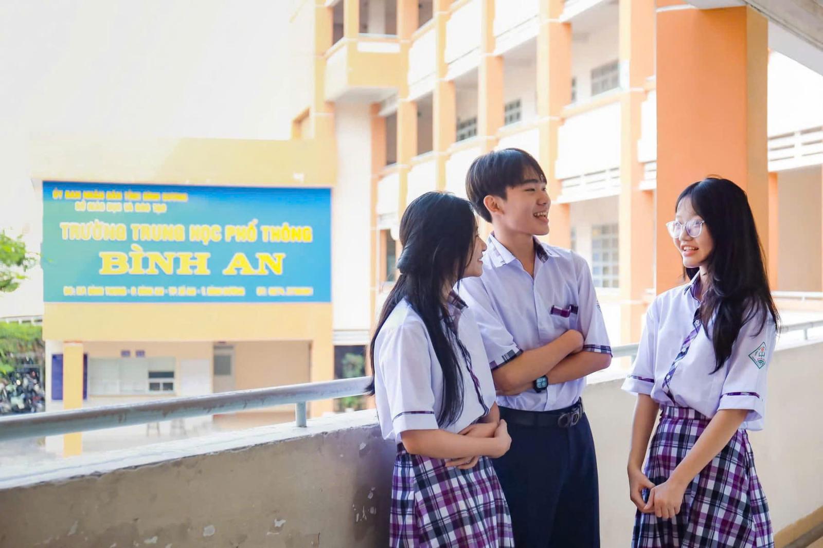 Đồng phục học sinh 3