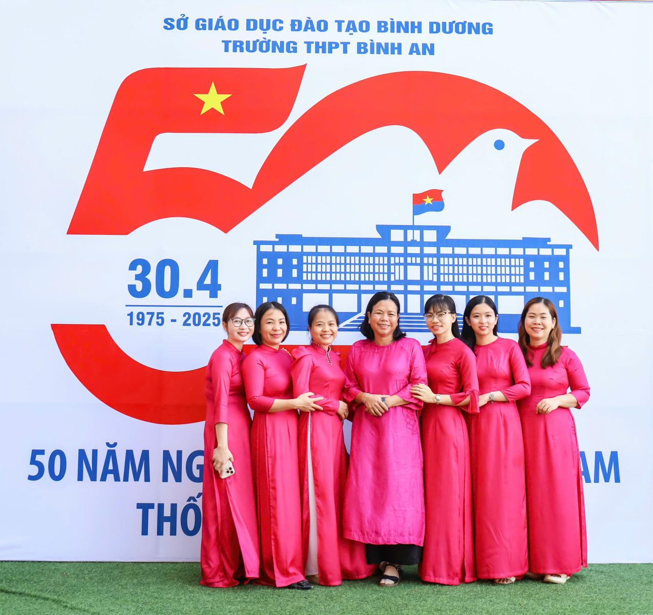 Đồng phục giáo viên 1
