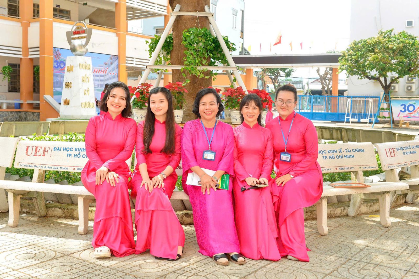 Đồng phục giáo viên 4
